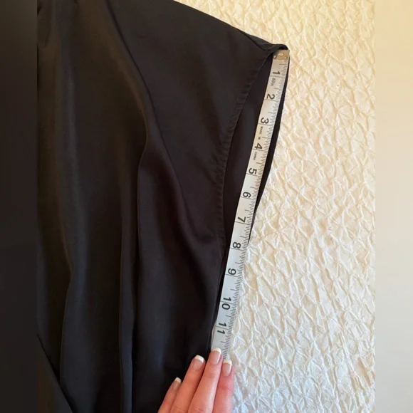 Aiblee Black Surplice Bodysuit - Size Large - Picture 12 of 12